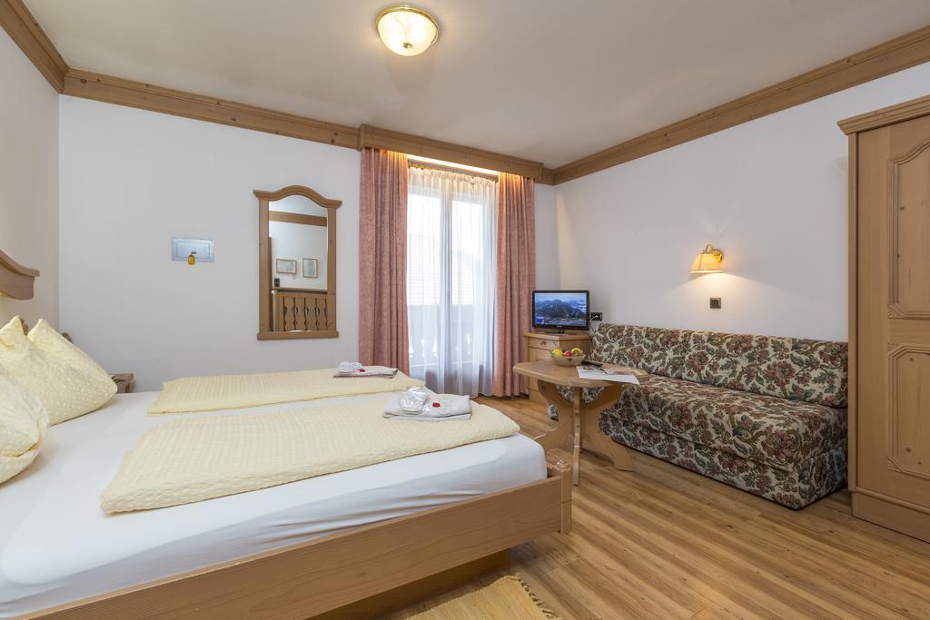 Landhotel Tharerwirt Olang Exterior foto
